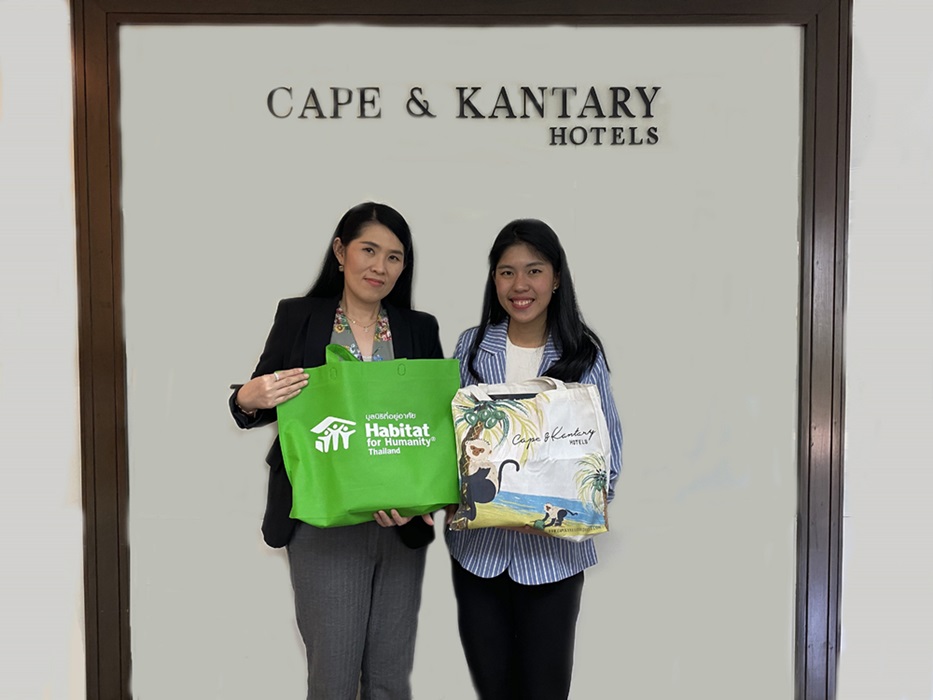 Cape & Kantary Hotels and Habitat for Humanity Thailand  Exchange New Year Greetings