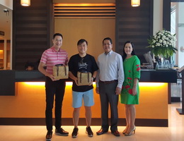 โรงแรมแคนทารี กบินทร์บุรี ต้อนรับ ขุนชิม และขุนชง 